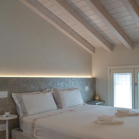 Garda Lake Maison D'Isabella Lonato Eksteriør billede